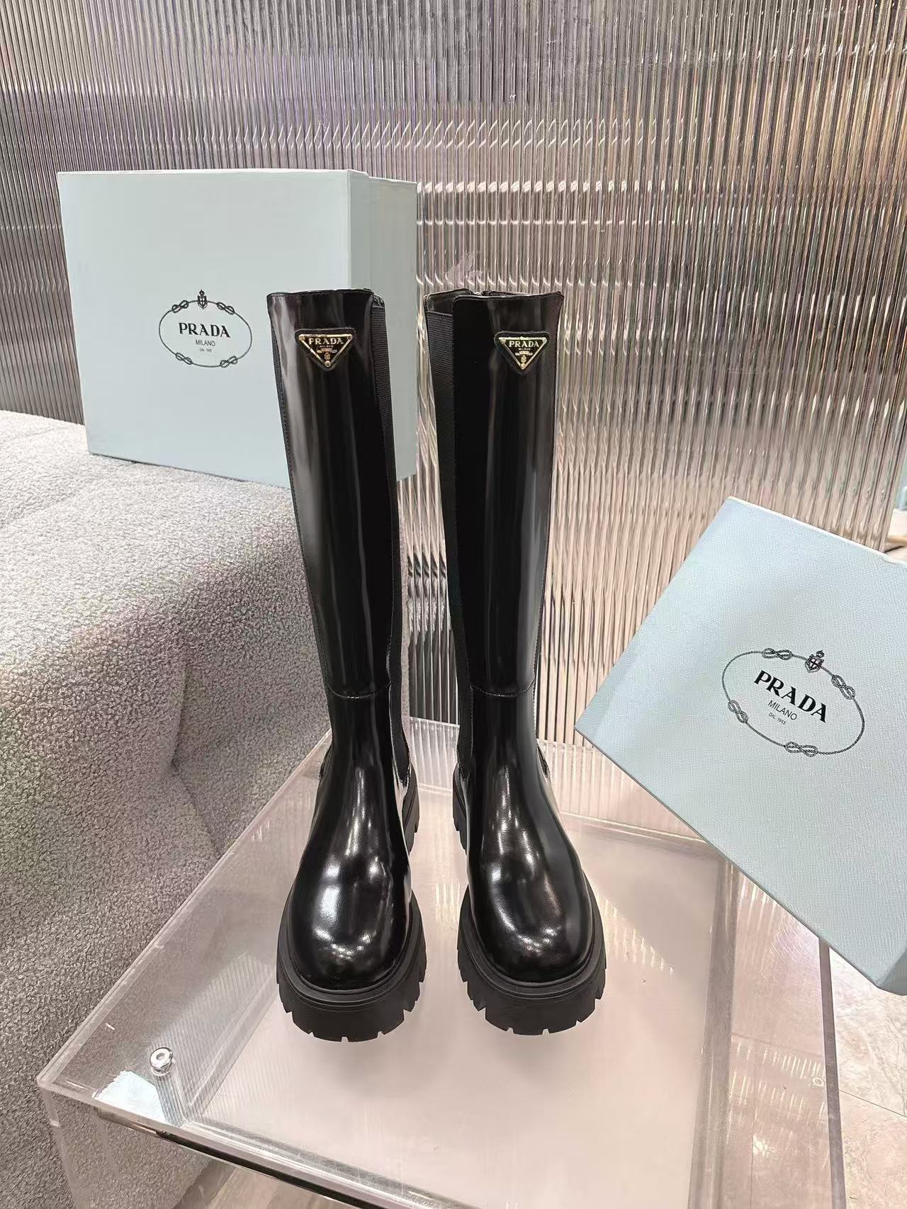 Platform boots