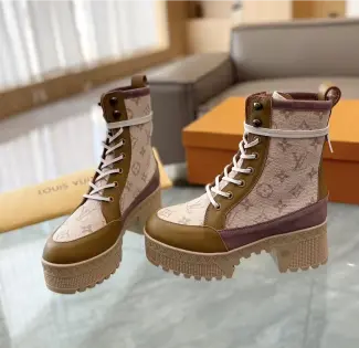 Women's Chunky Platform Desert Boots