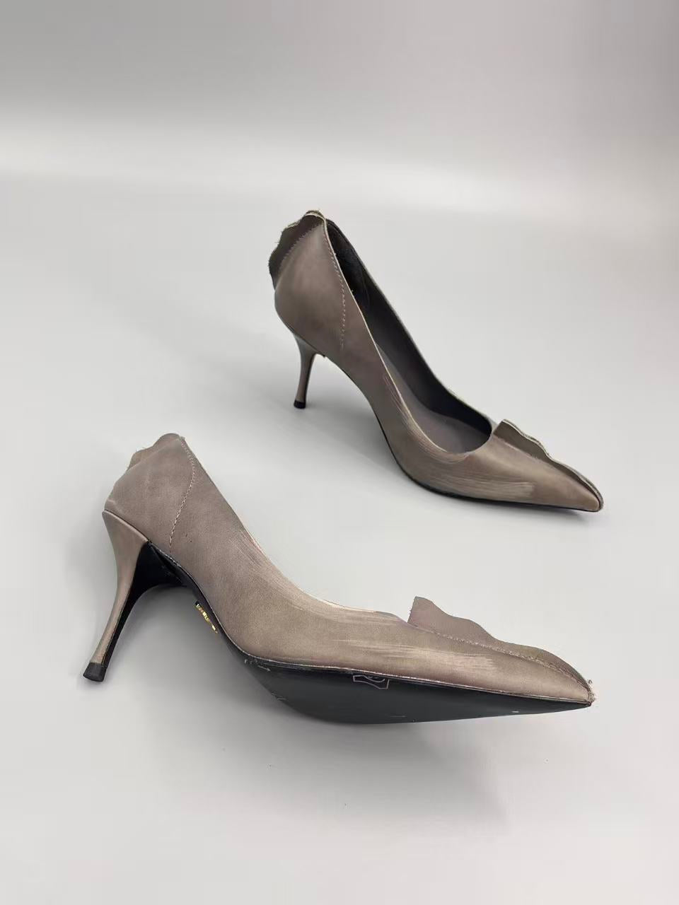 Pointed stiletto high heels