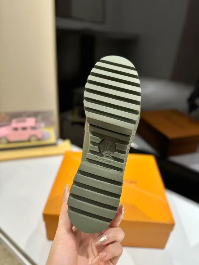 Laureate Platform Desert Boot