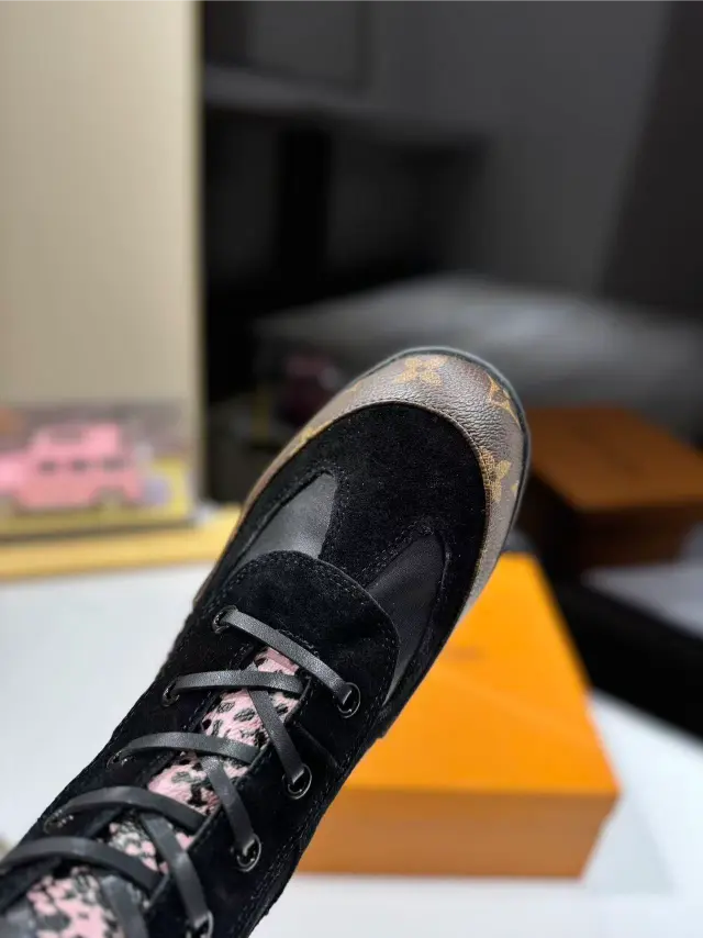 Laureate Platform Desert Boots Suede with Monogram Canvas