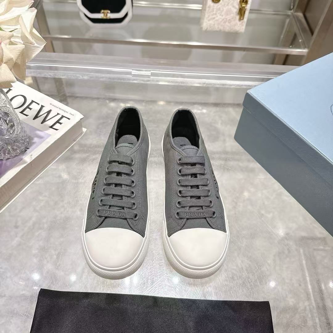 Cloudy Gray Cotton gabardinesneakers