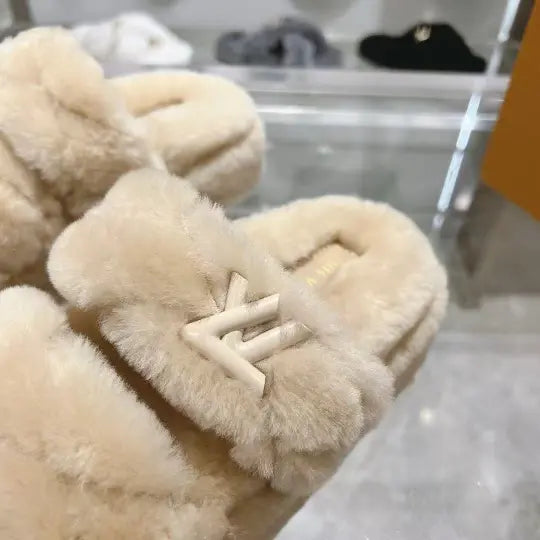 Plush slippers