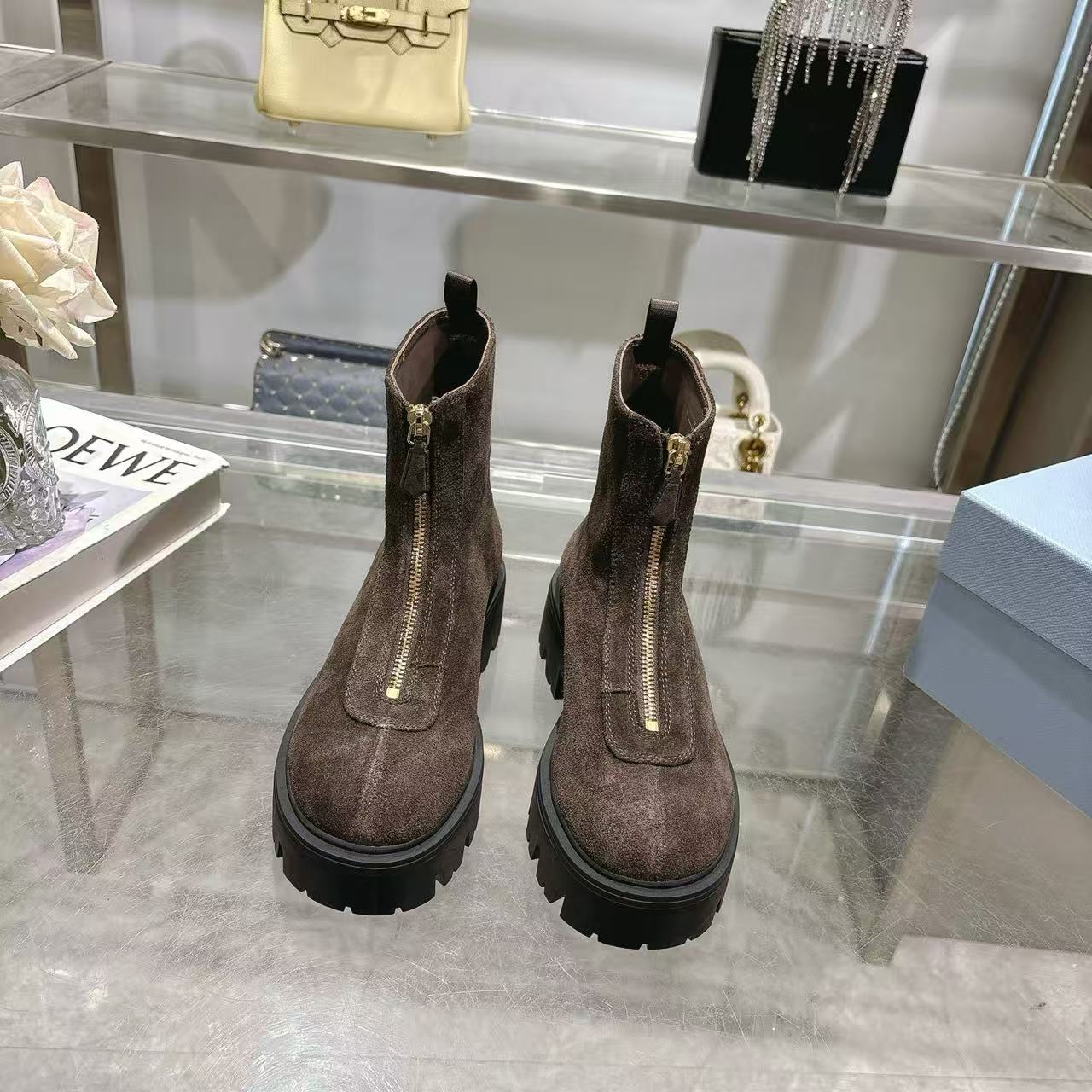 Platform boots