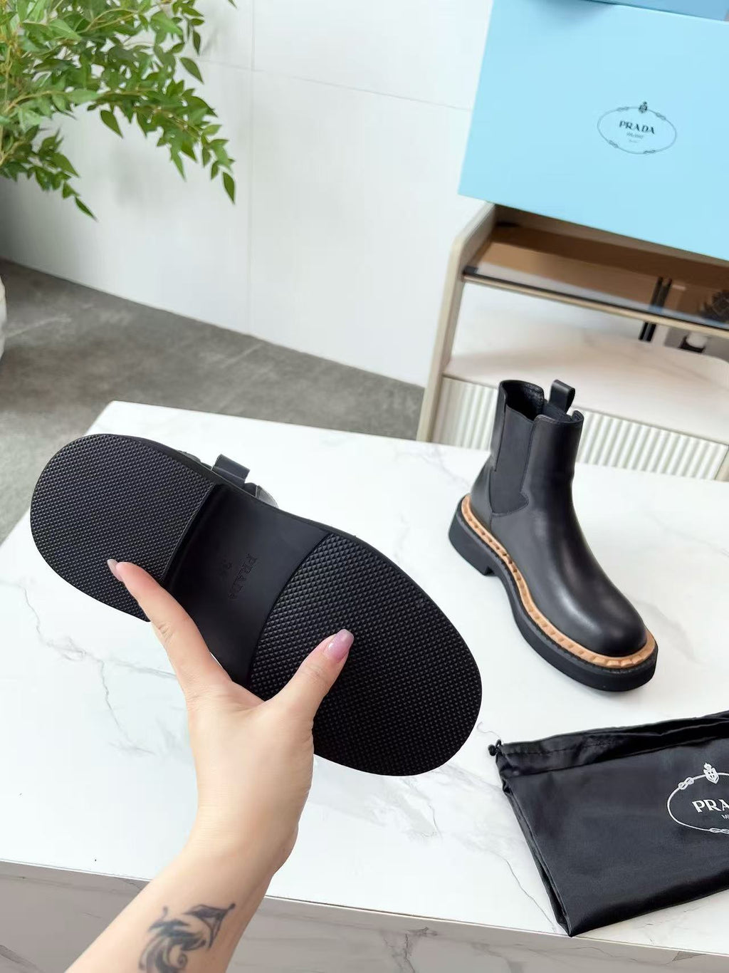 Black platform Chelsea boots
