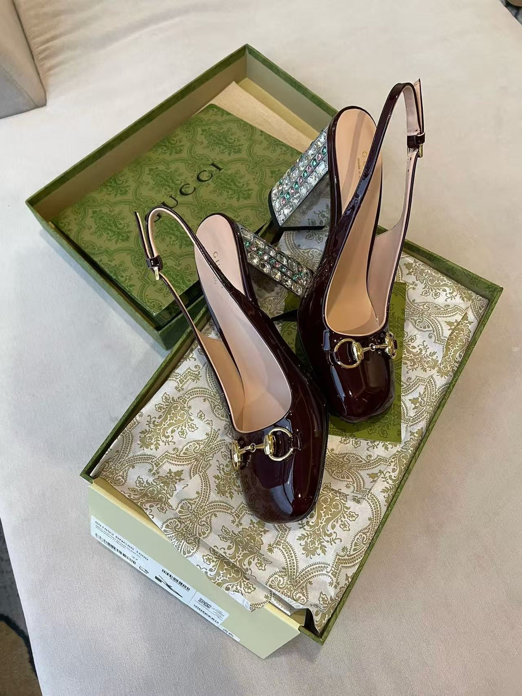 patent leather high-heeled sandals