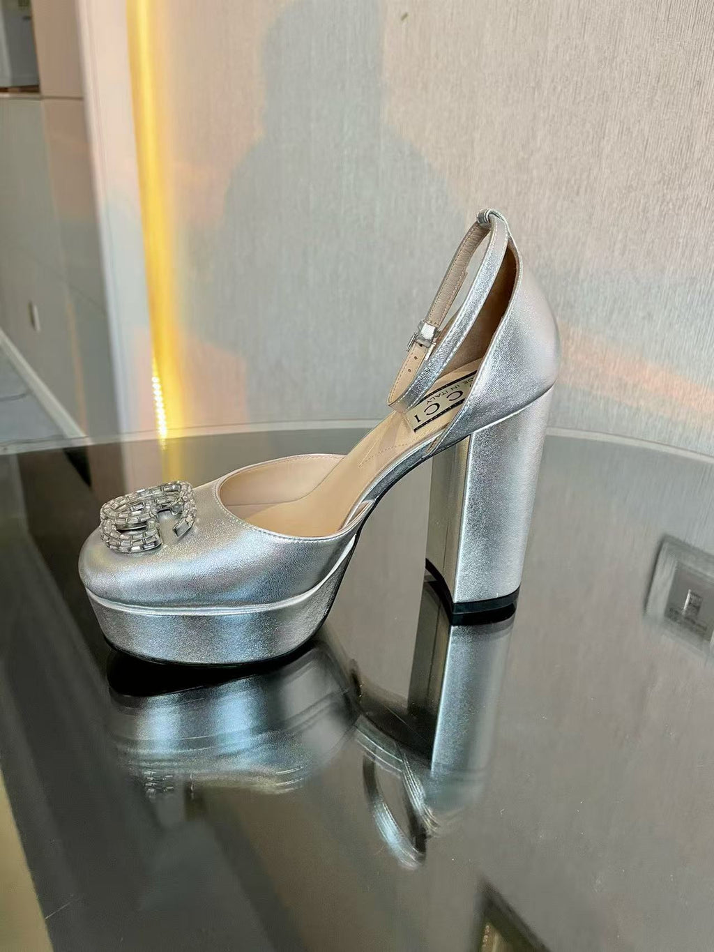 women's high-heeled sandals