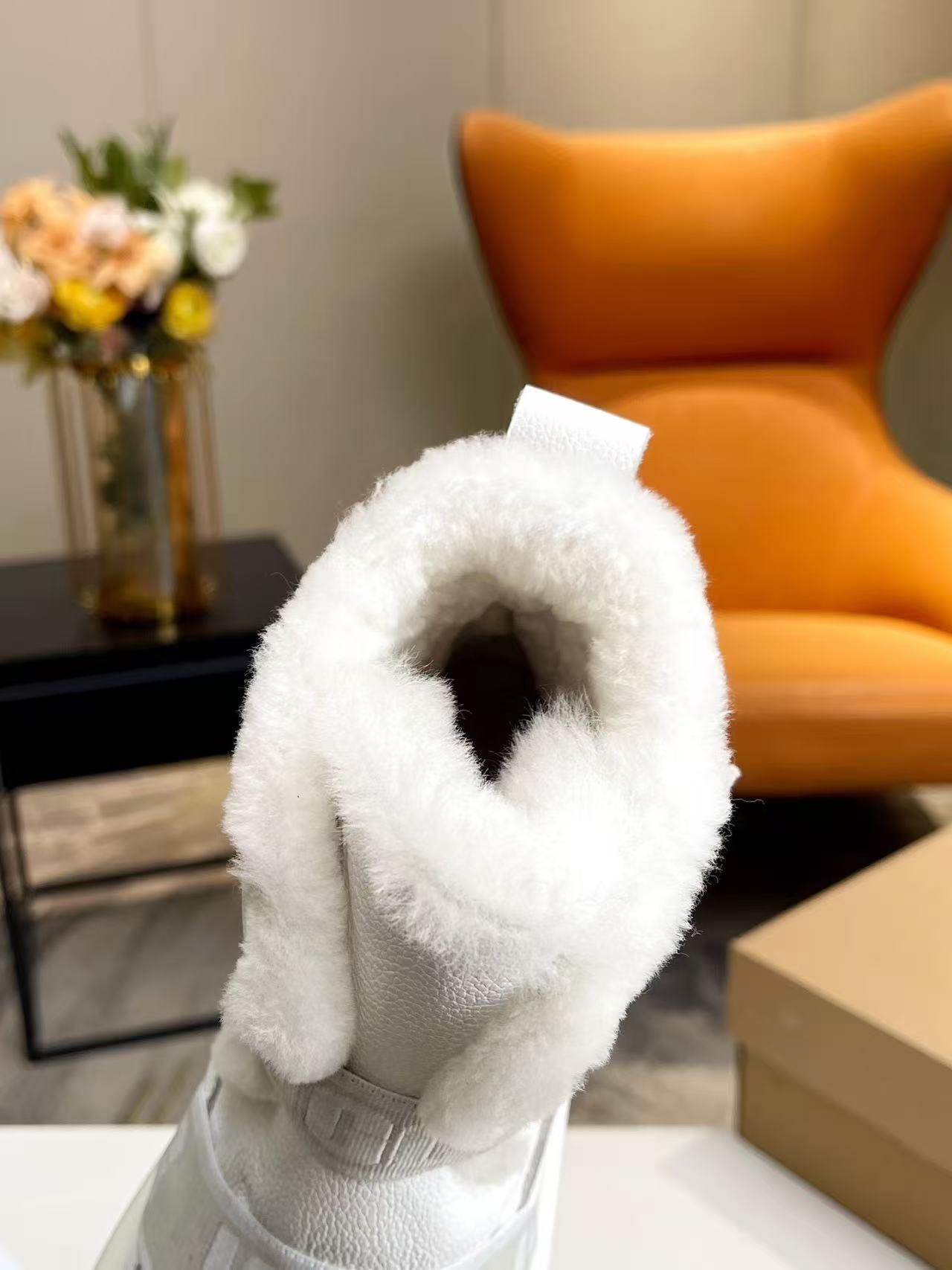 Thick-soled Velcro snow boots